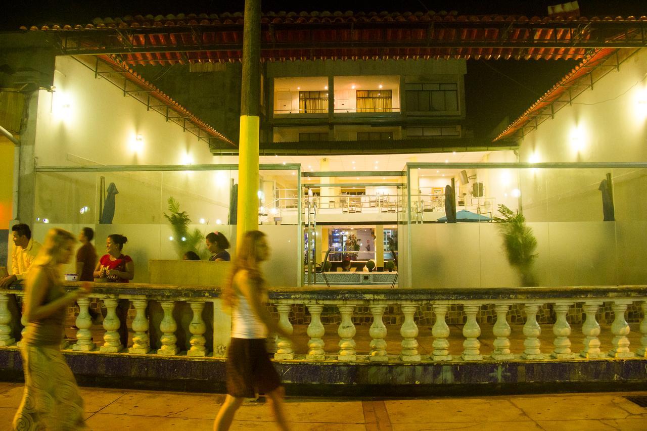 Hotel Safari Iquitos Exterior photo