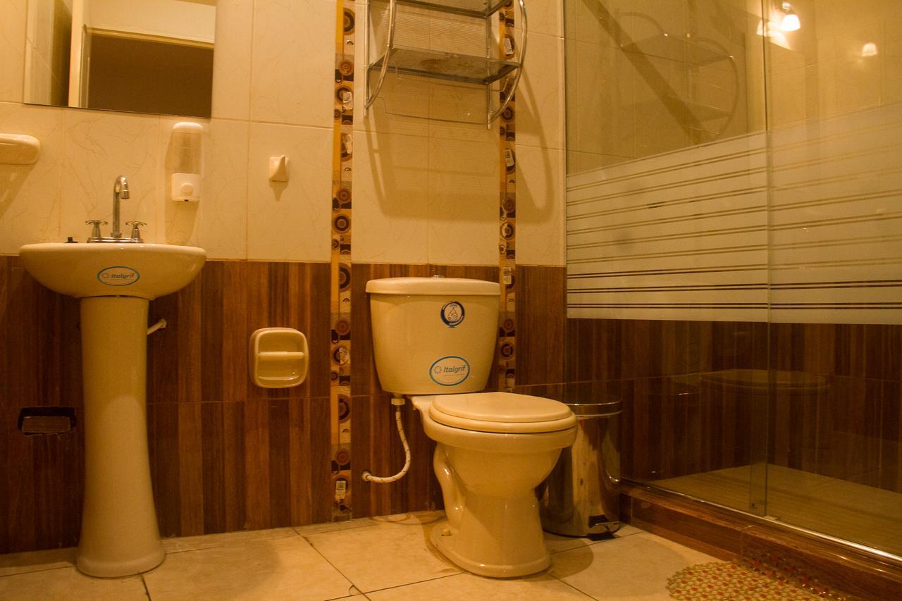Hotel Safari Iquitos Exterior photo